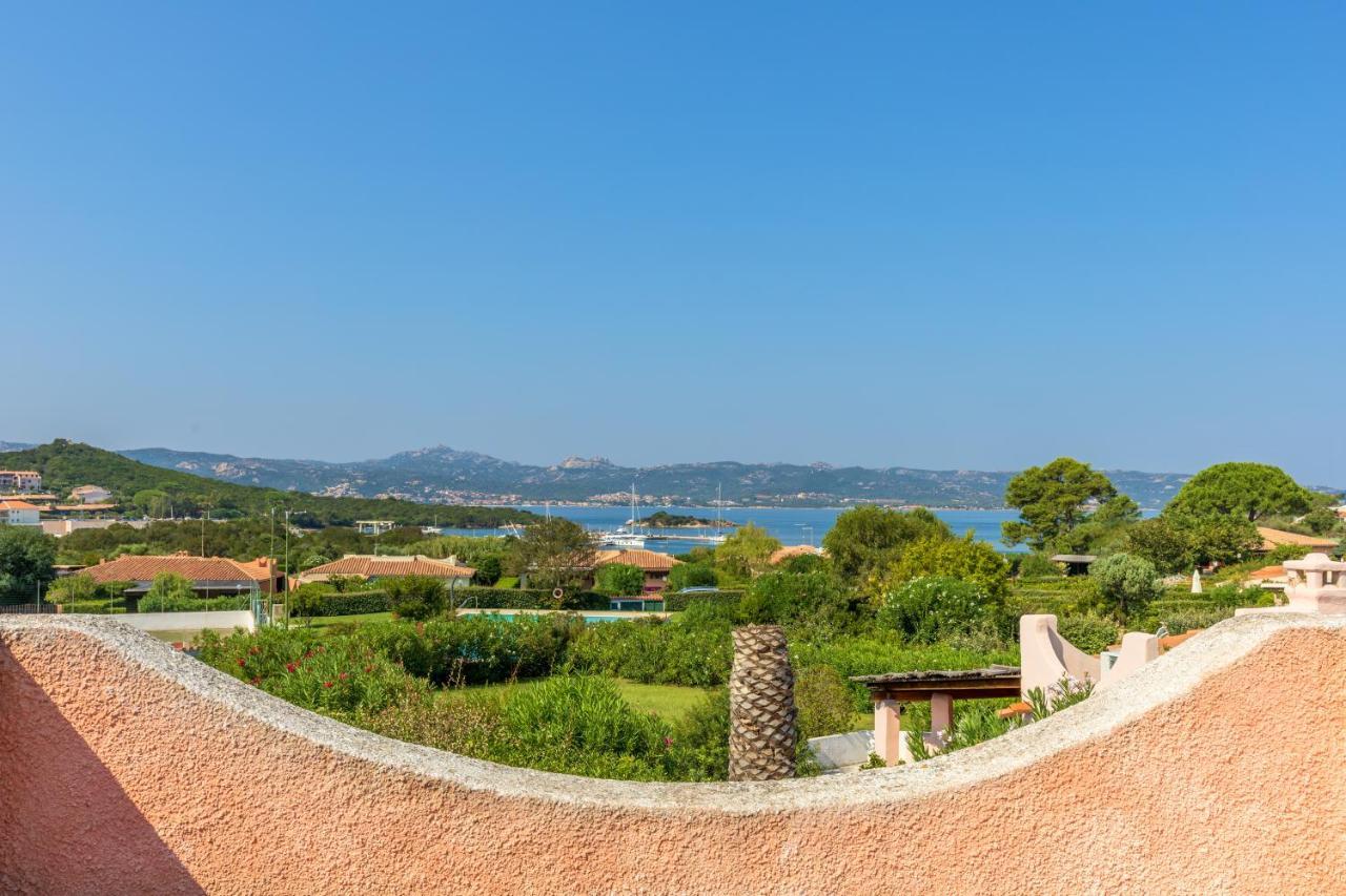 Villetta Amelie A Baja Sardinia Cala Bitta Buitenkant foto